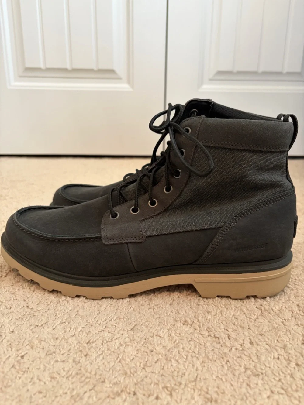 Sorel Carson Moc Waterproof Boots Mens Size 11.5 Charcoal Gray‎ NM4763-048